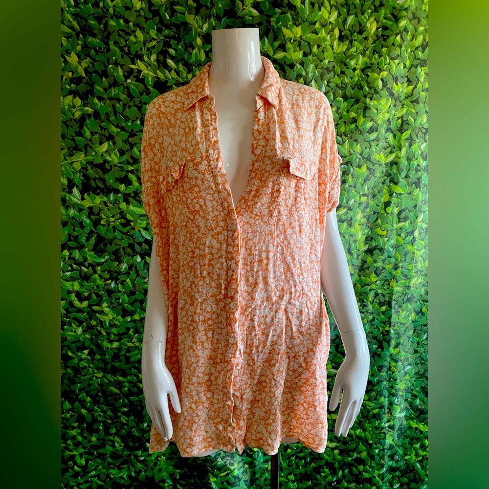 Lost + Wander Petite Orange Floral Button-Front Tunic